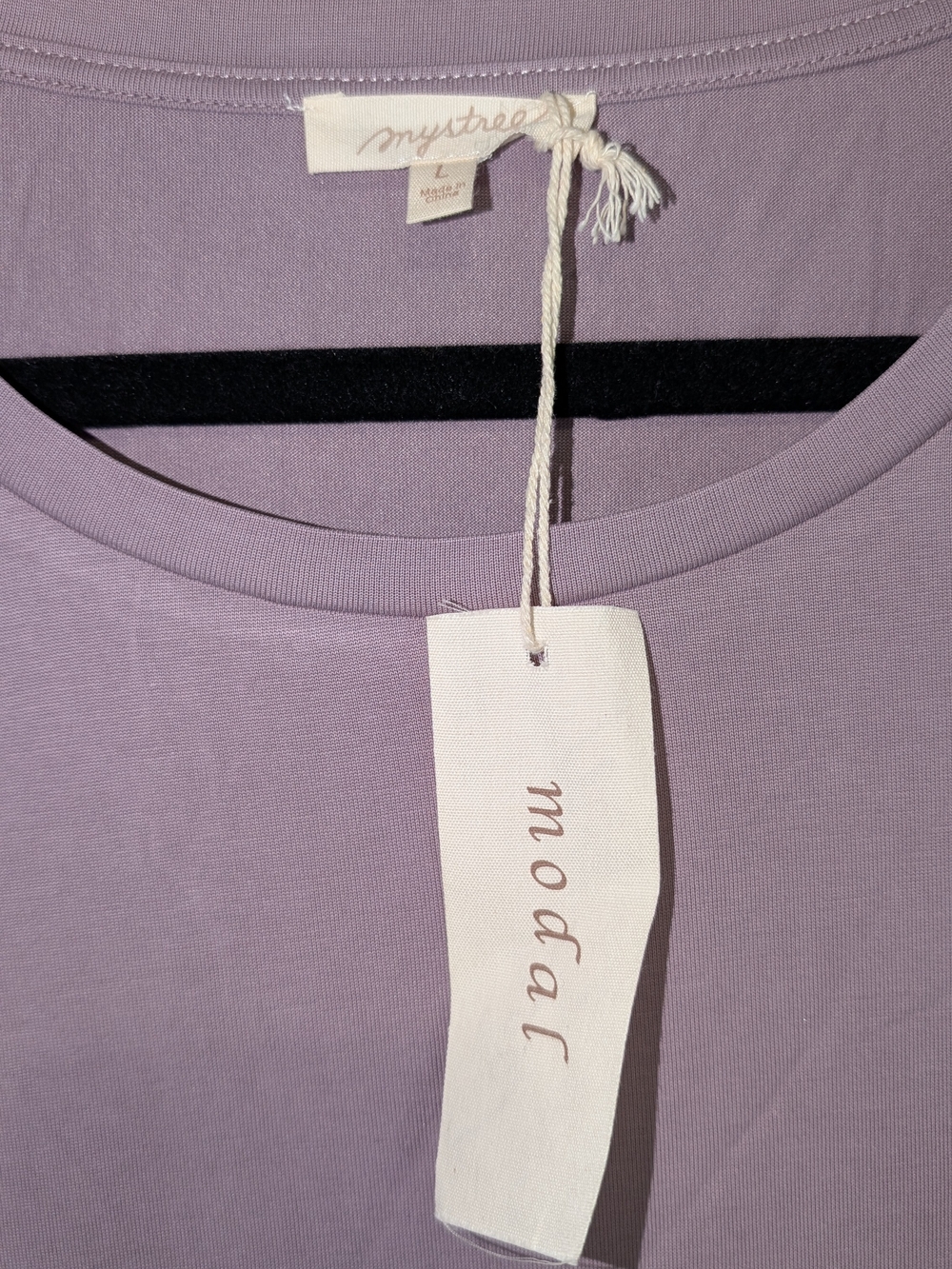 Mystree - NWT - Lightweight Lavender Long Sleeve Top - Picture 4 of 5